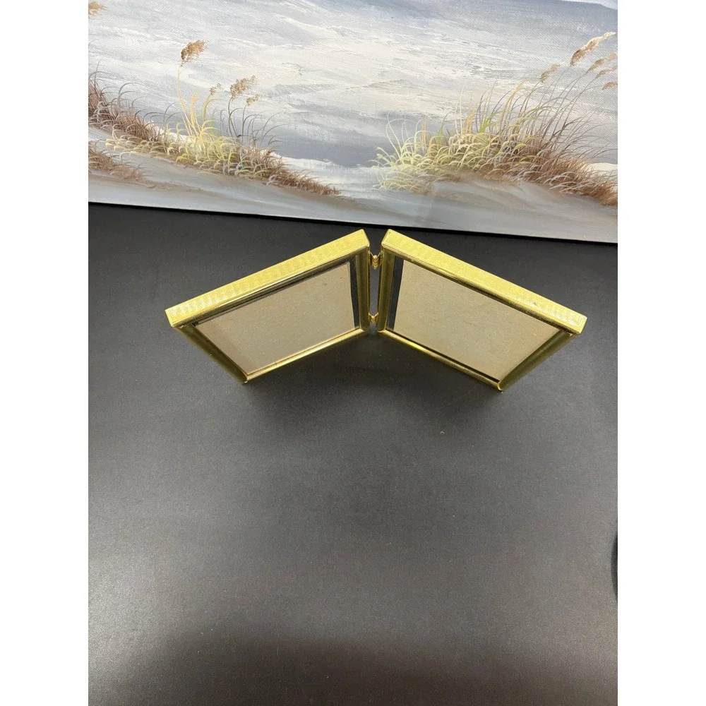 N/A vintage gold